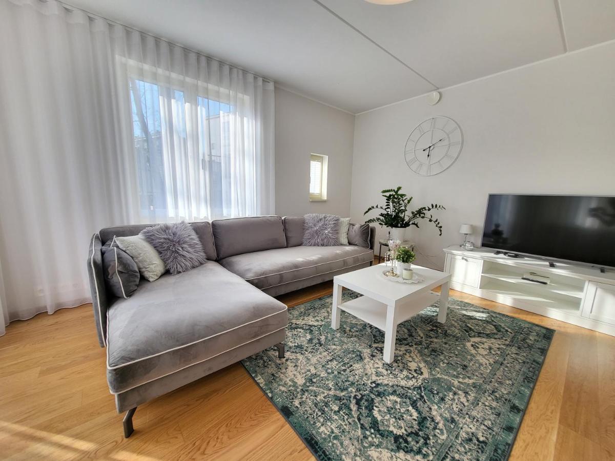 City Center Bright Home Tallinn Ngoại thất bức ảnh